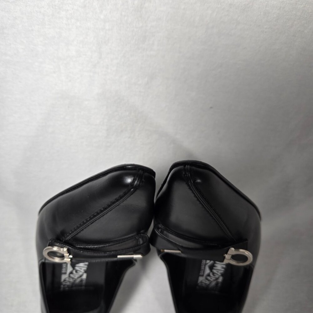 Vintage SALVATORE FERRAGAMO-GESSICA Black Leather Pointed Kitten Pump Sz 7.5 2A - Picture 7 of 16